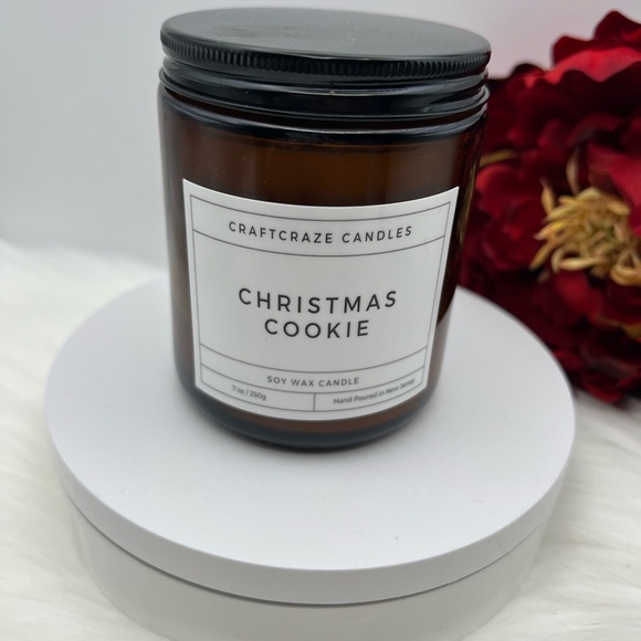 Hand Poured Christmas Cookie Soy Wax Candle 7oz - Picture 1 of 3